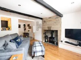 SPINDLE COTTAGE - Riverside cottage on the edge of the Peak District