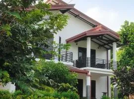 Kings Way Lodge Sigiriya