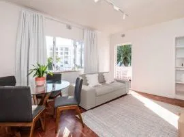 Airy 2 Bedroom Retreat
