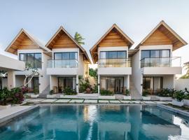 Sengkol में, होटल FinnKai Villas
