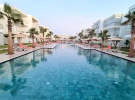 Pool View Apartment Gated Residence