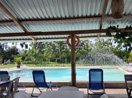 Finca campestre Wakanda, hotel a Doradal