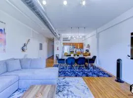 The Stallion #301 - Walk to attractions, Modern Luxe Loft in Downtown Memphis with free covered gated parking