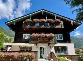 AURA Bed & Breakfast