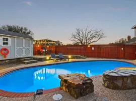 Best of Desoto 5BR 3BA w Pool Patio BBQ Games