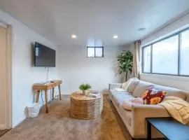 Cozy Stay - Patio - Full Kitchen - Long Term Ready