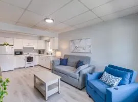 Walk to Beach & Dining: Asbury-Ocean Grove Apt