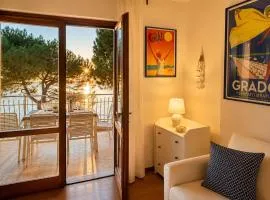BeachfrontGrado Seaview Apartment Costa Azzurra