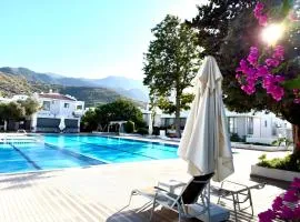 Milos Breeze Modern 2-Bedroom Apartment with Pool Alsancak Girne