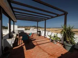 Casa independiente con terraza y vistas