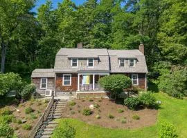 Classic Stockbridge Cottage