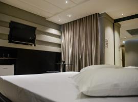 Le Parc Motel, hotel in Lages