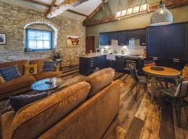 Northern Dancer Cottage - Ukc9906