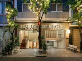 Elm Riverside Hotel