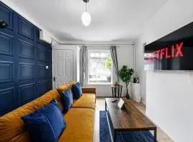 Modern Family Home -5 beds SW16