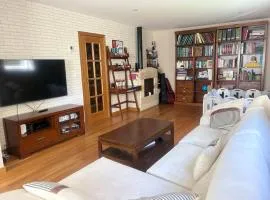 Chalet en Coruña Montegolf 8 min del centro, barbacoa, jardín