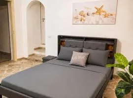 Sunny Apartment Near the Beach 10-15 min Walk