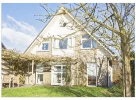 Luxury Lakeside Villa in Terherne