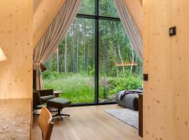 Holmen Husky Lodge, hotel Altában