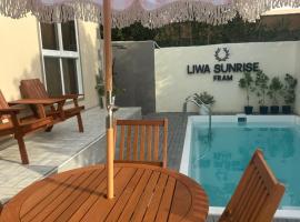 Liwa sunrise Farm, хотел в Лива