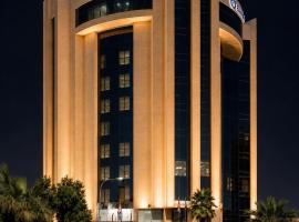 Eastyard Khobar Hotel - Formerly Ramada by Wyndham Khobar, hotel u gradu Al Hubar