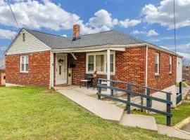 Country Roads Retreat - Walkable to Mountaineer Field