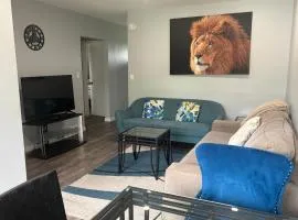 Cute Highland Park(Upper-A-Unit)