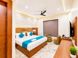Vrindāvan में, होटल Hotel RK Plaza - Rukmani vihaar - #Parking #Best Rated Area #Fully Ac #Prem Mandir #Chaar Dhaam