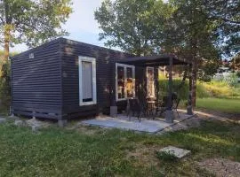 Forest house Maestral