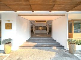 Mintara Hotel - โรงแรมมินธารา มีนบุรี, hotel v destinaci Min Buri