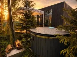 Forest Lodge Hot Tub Lake View Alpaca & Deer Park