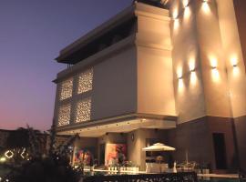 Hotel Millennium, hotel em Hisār