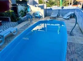 Casa de Temporada de 3 Quartos com piscina