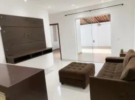 Casa completa com área Gourmet