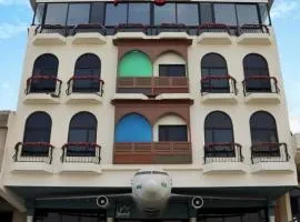 Airport Sky Hotel