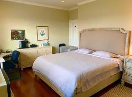 A lucky quiet en-suite on the second floor with independent entranceclose to YVR
