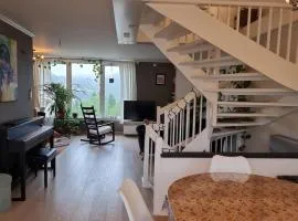 Child-friendly with 5 room for 2 families