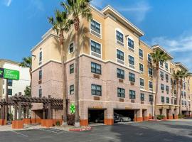 Viesnīca Extended Stay America Premier Suites - San Francisco - Belmont pilsētā Belmonta