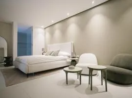 Family Pool Suite