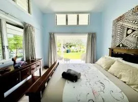 Niulahi Beachfront Villa