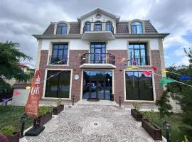 HİQ hotel