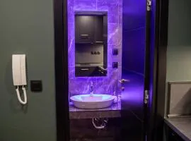 Skyline suite studio