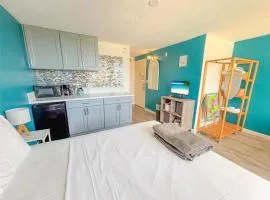 Waikiki studio Best location No resort fees