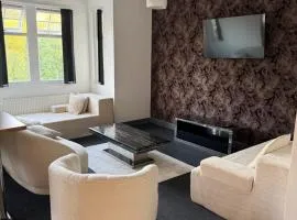 Lux spacious 3BR entire apartment