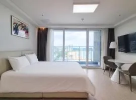 SurfResort INN-The City YangYang