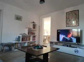 Spacieux et serein avec patio, barbecue et WIFI