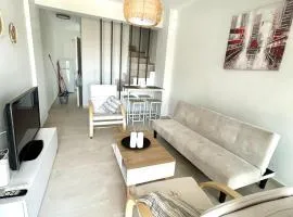 N & B sea house