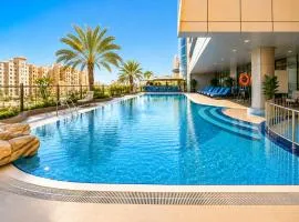 Panoramic Marina, Sea & Beachfront Apartment - Ocean Heights