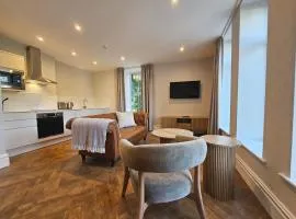 Derwent Manor Apartments