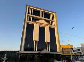 Modern Palace Hotel